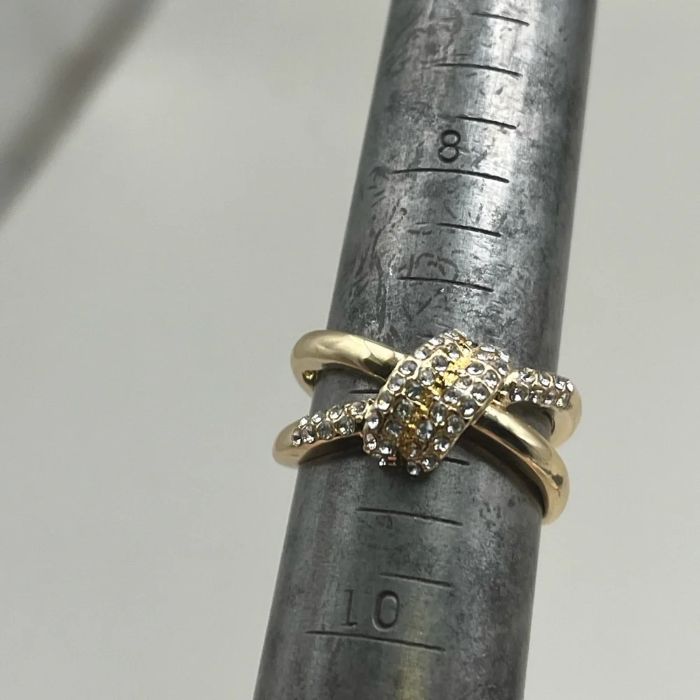 Elegant Gold Tone Pave Women's Ring - Stunning Statement Jewelry